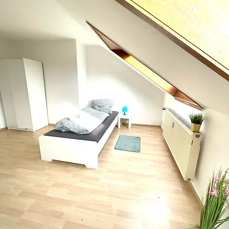 Ferienwohnung Fuer 5 Personen, Gemuetlich Und Moebliert Apartmán