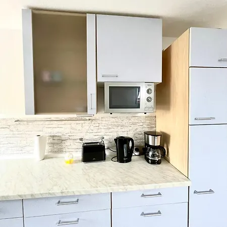 Apartmán Ferienwohnung Fuer 5 Personen, Gemuetlich Und Moebliert *
