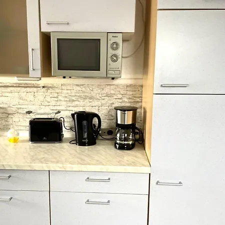Ferienwohnung Fuer 5 Personen, Gemuetlich Und Moebliert * Stein bei Nurnberg